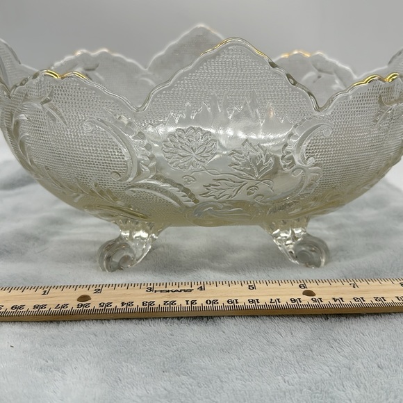 Vintage Oval Heavy Pressed 4-Footed Glass Bowl with Floral Design and Gold Trim - Picture 4 of 9